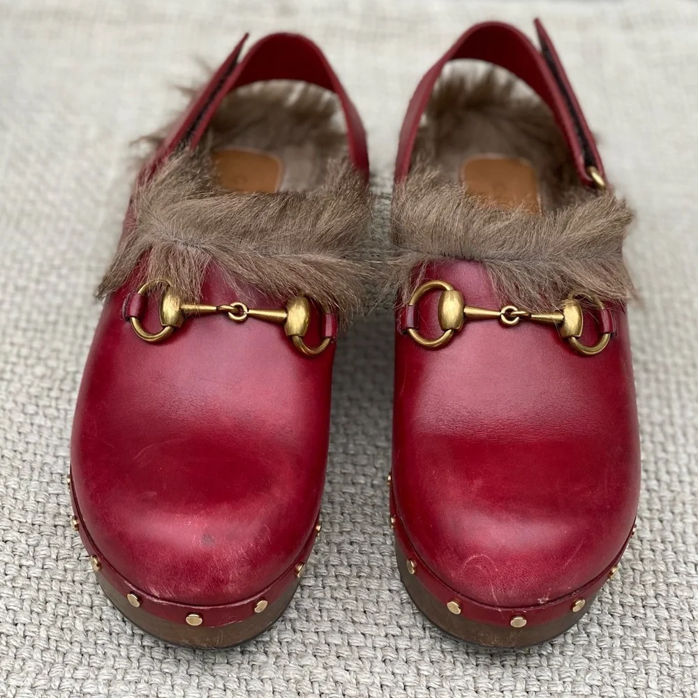 Gucci Amstel Horsebit red leather slingback accent round toe fur trim clogs - Picture 8 of 17
